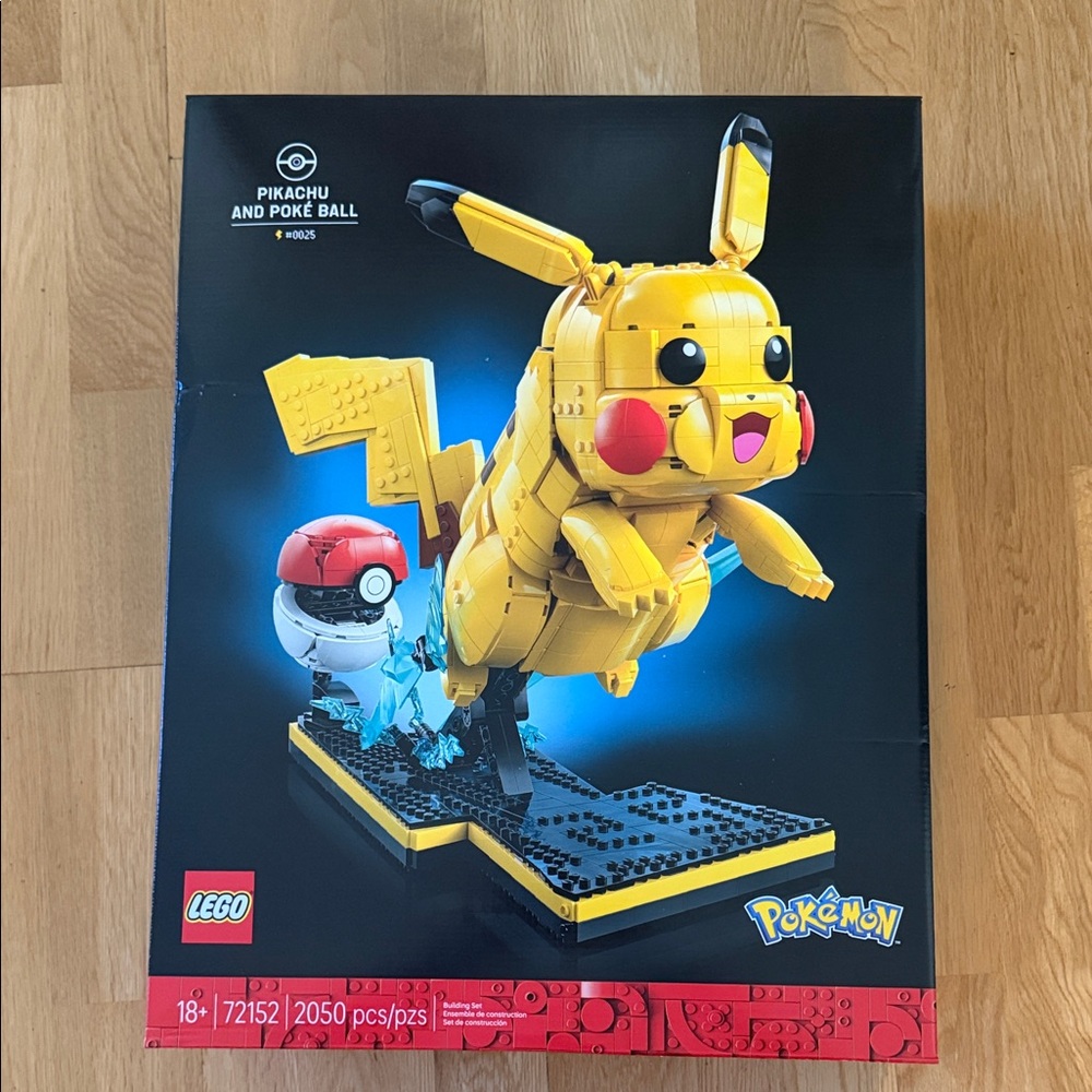 NWT LEGO X POKEMON PIKACHU AND POKE BALL